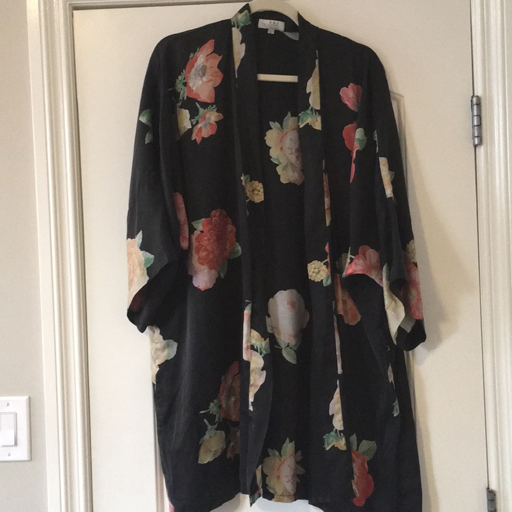 Silk floral kimono